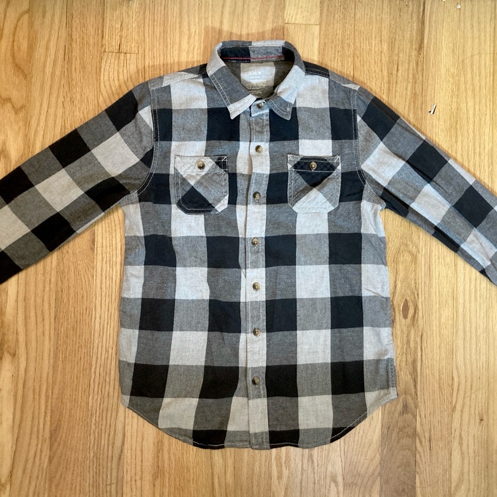 Arizona black and gray button up flannel